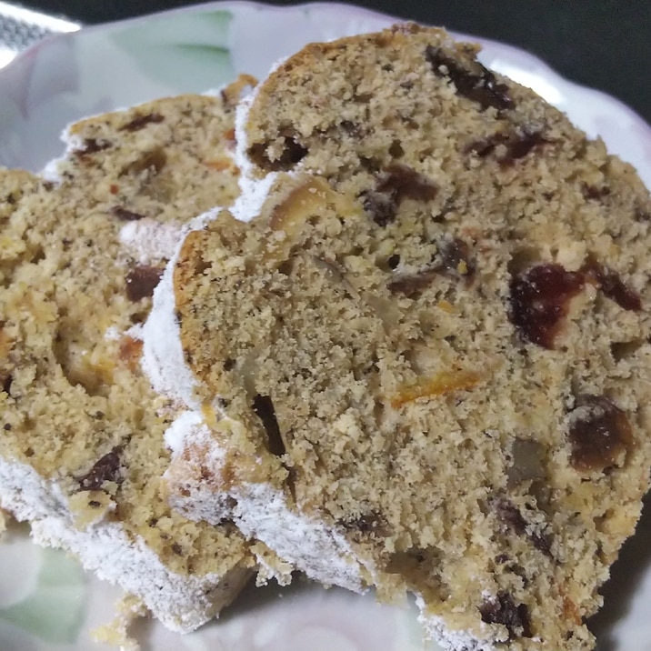 紅茶のシュトーレン風ケーキ